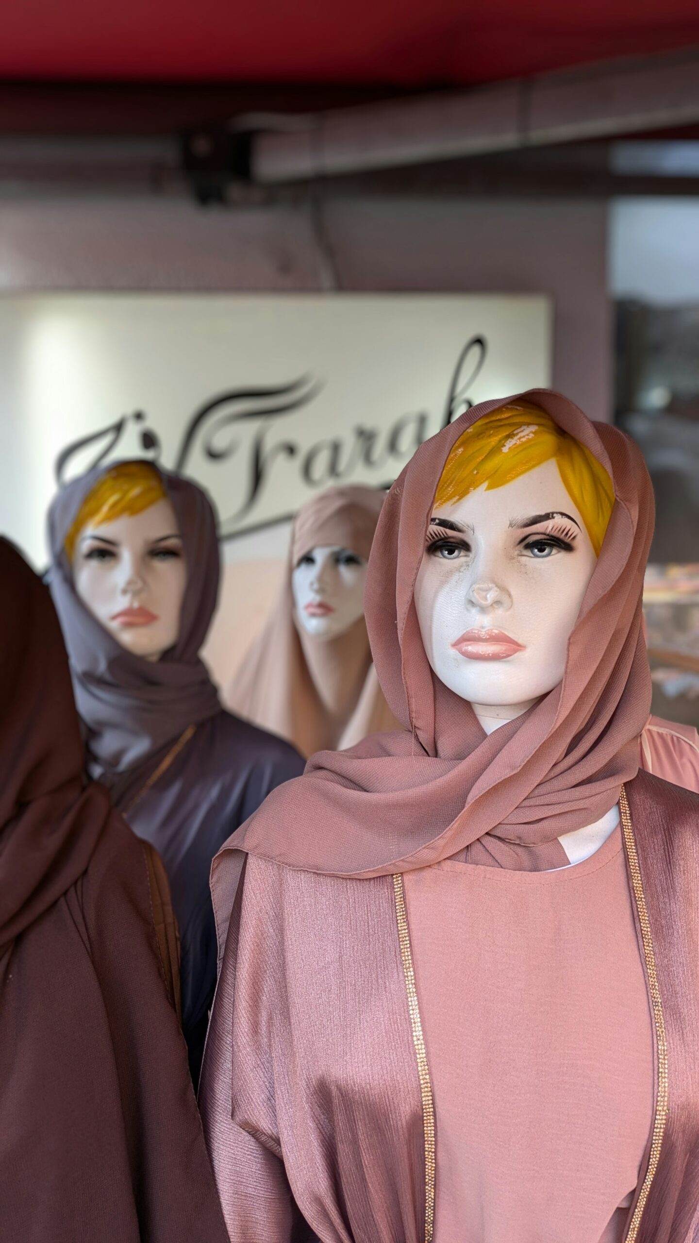 Harnessing Regional Fashion Identities for Success in Global Markets